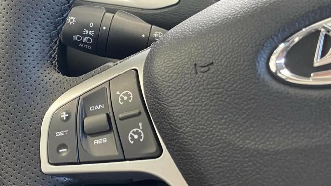 Lada (ВАЗ) Vesta I с пробегом 2019 года, цена 1 098 000 рублей, 81000 км, универсал, Автокод Объявления