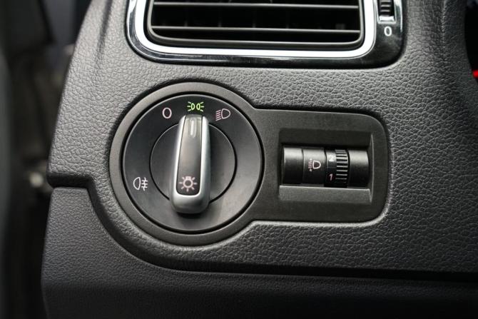 Volkswagen Polo V Рестайлинг с пробегом 2020 года, цена 1 565 000 рублей, 130700 км, седан, Автокод Объявления