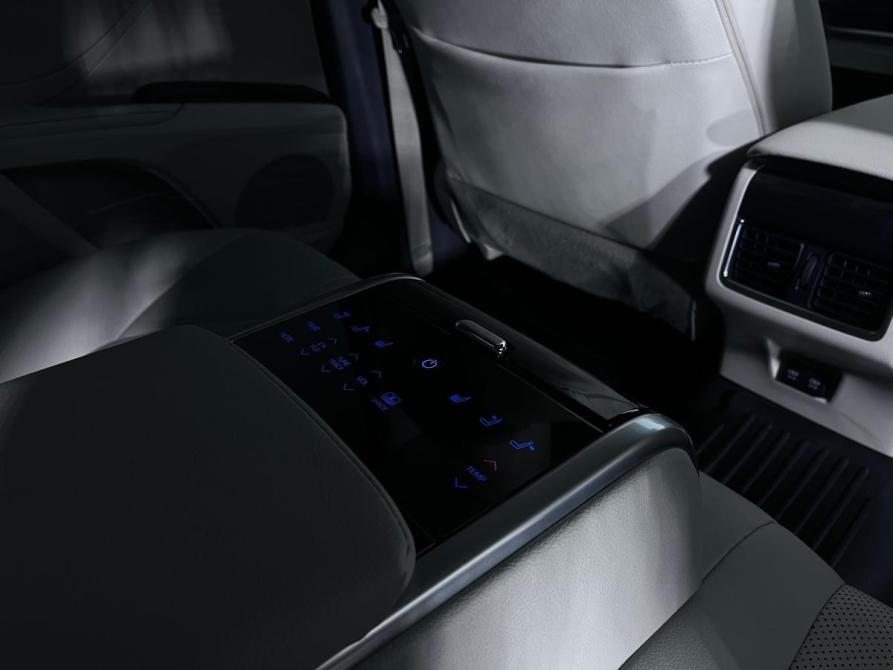 Toyota Camry VIII (XV70) Рестайлинг Ростов-на-Дону  - изображение 20
