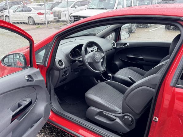 Opel Corsa D Рестайлинг II с пробегом 2014 года, цена 365 000 рублей, 129108 км, хэтчбек, Автокод Объявления