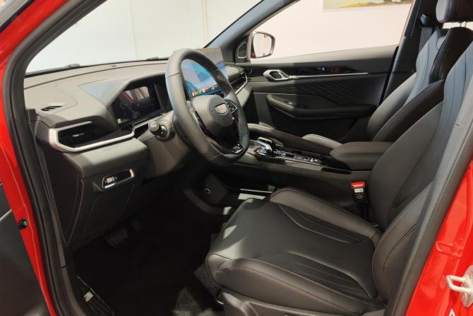 Новый Geely Coolray I Рестайлинг 2 2026 года, цена 2 674 990 рублей, внедорожник, Автокод Объявления