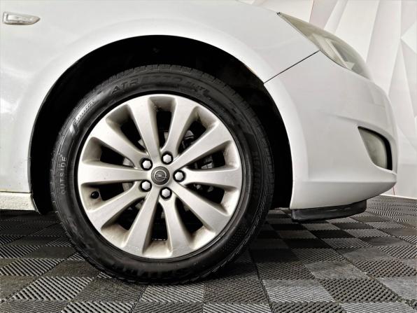 Opel Astra J с пробегом 2012 года, цена 495 000 рублей, 304856 км, хэтчбек, Автокод Объявления