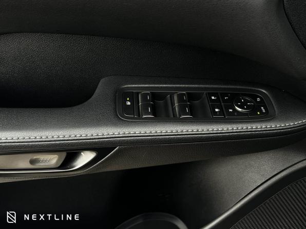 Lexus RX V с пробегом 2023 года, цена 8 390 000 рублей, 44335 км, внедорожник, Автокод Объявления