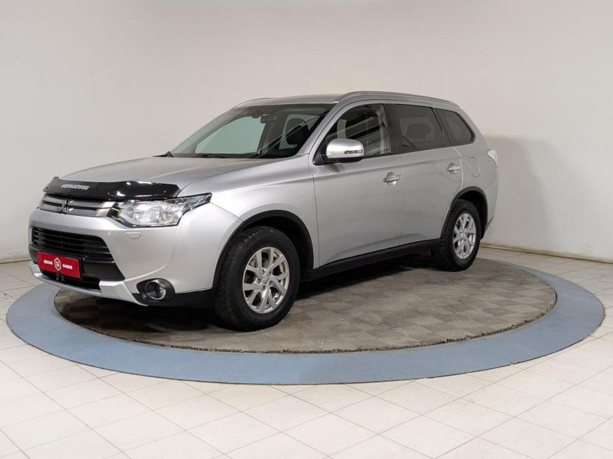 Mitsubishi Outlander III Рестайлинг Екатеринбург  - изображение 4