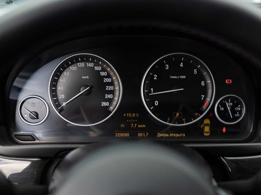 BMW 5 серии VI (F10/F11/F07) Новосибирск  - изображение 14