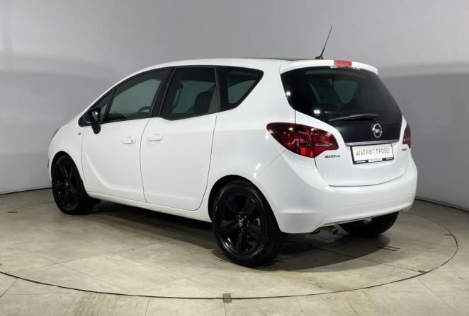 Opel Meriva B с пробегом 2013 года, цена 825 000 рублей, 123909 км, компактвэн, Автокод Объявления