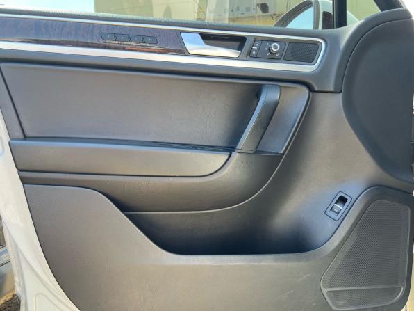 Volkswagen Touareg II Рестайлинг с пробегом 2015 года, цена 2 697 000 рублей, 137400 км, внедорожник, Автокод Объявления