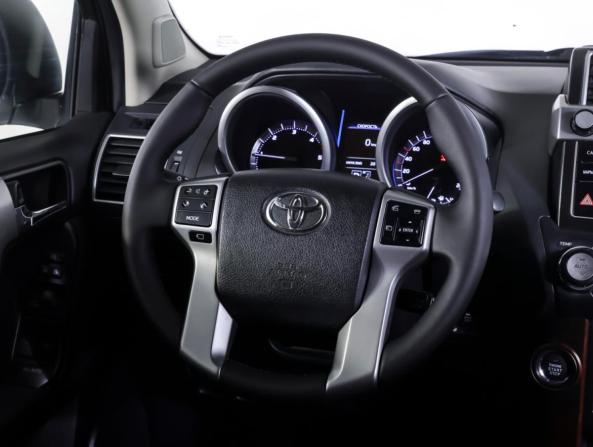 Toyota Land Cruiser Prado 150 Series Рестайлинг 1 с пробегом 2014 года, цена 3 990 000 рублей, 115658 км, внедорожник, Автокод Объявления