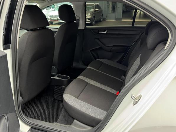 Skoda Rapid II с пробегом 2021 года, цена 1 499 000 рублей, 78090 км, лифтбек, Автокод Объявления