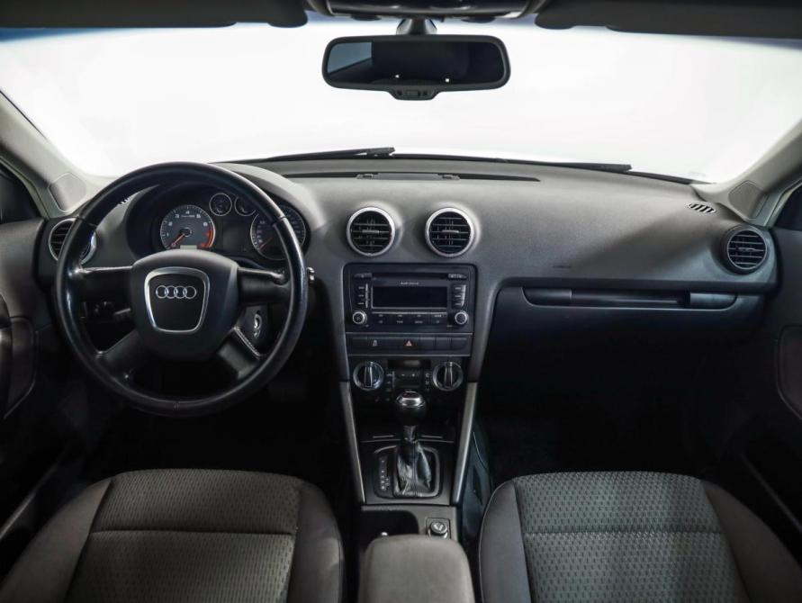 Audi A3 II (8P) Рестайлинг 2 Санкт-Петербург  - изображение 10