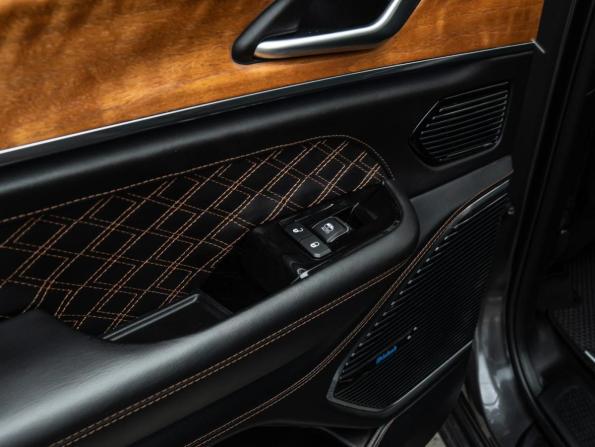 Jeep Grand Cherokee V (WL) с пробегом 2022 года, цена 6 670 000 рублей, 99081 км, внедорожник, Автокод Объявления