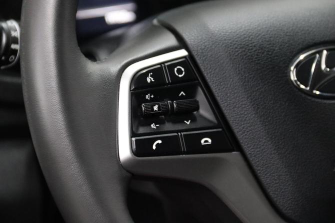 Hyundai Solaris II Рестайлинг с пробегом 2021 года, цена 1 725 250 рублей, 19758 км, седан, Автокод Объявления