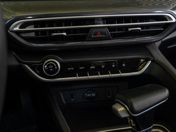 Changan Eado Plus с пробегом 2023 года, цена 1 600 000 рублей, 49839 км, седан, Автокод Объявления