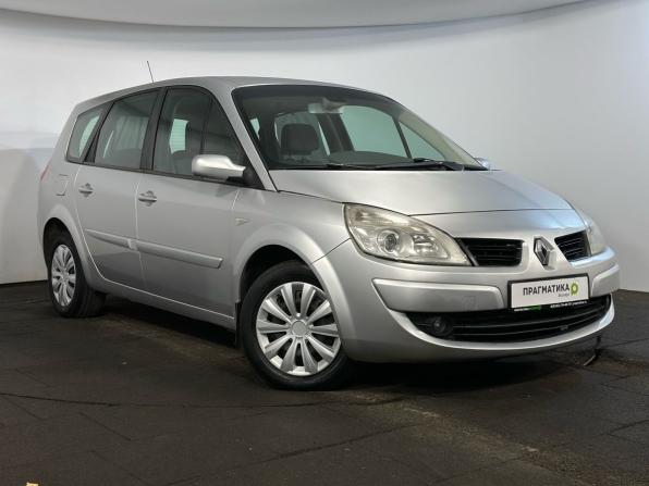 Renault Scenic II Рестайлинг с пробегом 2008 года, цена 639 900 рублей, 175007 км, компактвэн, Автокод Объявления