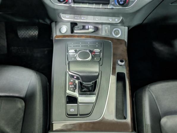Audi Q5 II (FY) с пробегом 2019 года, цена 2 880 000 рублей, 128000 км, внедорожник, Автокод Объявления