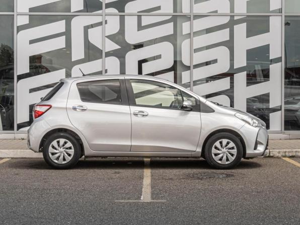 Toyota Vitz III (XP130) Рестайлинг 2 с пробегом 2018 года, цена 990 000 рублей, 98966 км, хэтчбек, Автокод Объявления