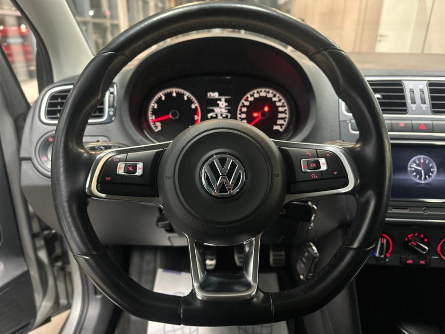 Volkswagen Polo V Рестайлинг Санкт-Петербург  - изображение 22