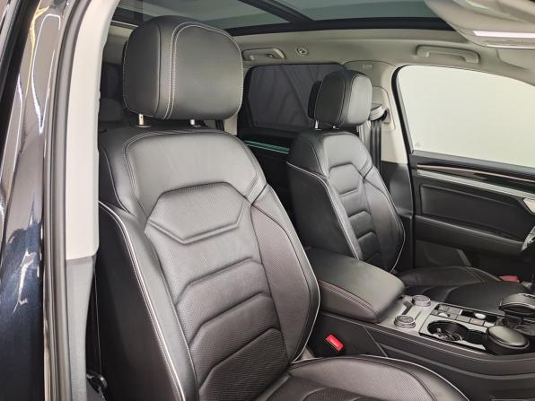 Volkswagen Touareg III с пробегом 2021 года, цена 5 975 000 рублей, 122369 км, внедорожник, Автокод Объявления