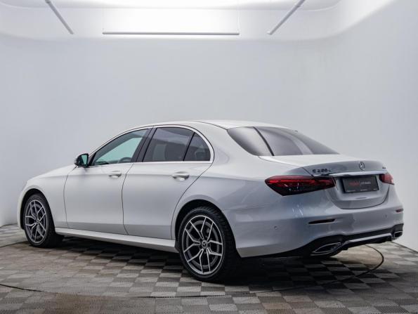 Mercedes-Benz E-Класс V (W213 S213 C238) Рестайлинг с пробегом 2021 года, цена 4 396 000 рублей, 98469 км, седан, Автокод Объявления