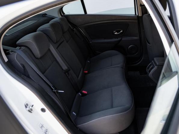 Renault Fluence I с пробегом 2011 года, цена 850 000 рублей, 180369 км, седан, Автокод Объявления