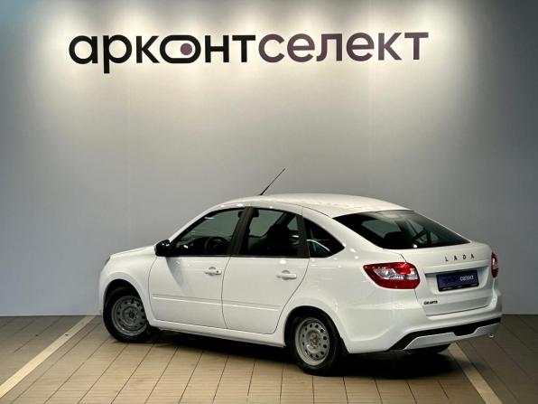 Lada (ВАЗ) Granta I Рестайлинг с пробегом 2023 года, цена 815 000 рублей, 33103 км, лифтбек, Автокод Объявления