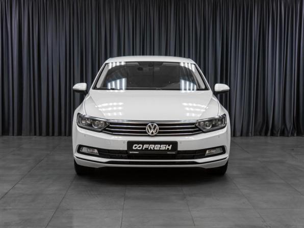 Volkswagen Passat B8 с пробегом 2016 года, цена 1 499 000 рублей, 221374 км, седан, Автокод Объявления