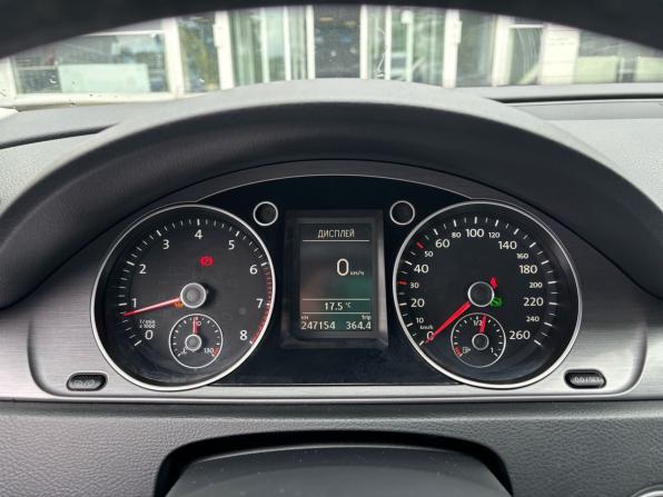 Volkswagen Passat B7 с пробегом 2012 года, цена 1 100 000 рублей, 247000 км, седан, Автокод Объявления