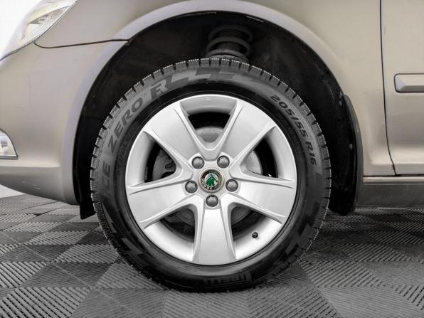 Skoda Octavia II (A5) Рестайлинг с пробегом 2012 года, цена 1 000 000 рублей, 125854 км, универсал, Автокод Объявления