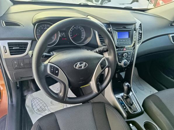 Hyundai i30 II Рестайлинг с пробегом 2015 года, цена 1 299 995 рублей, 90331 км, хэтчбек, Автокод Объявления