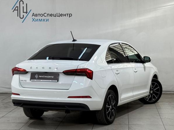 Skoda Rapid II с пробегом 2021 года, цена 1 999 800 рублей, 60000 км, лифтбек, Автокод Объявления