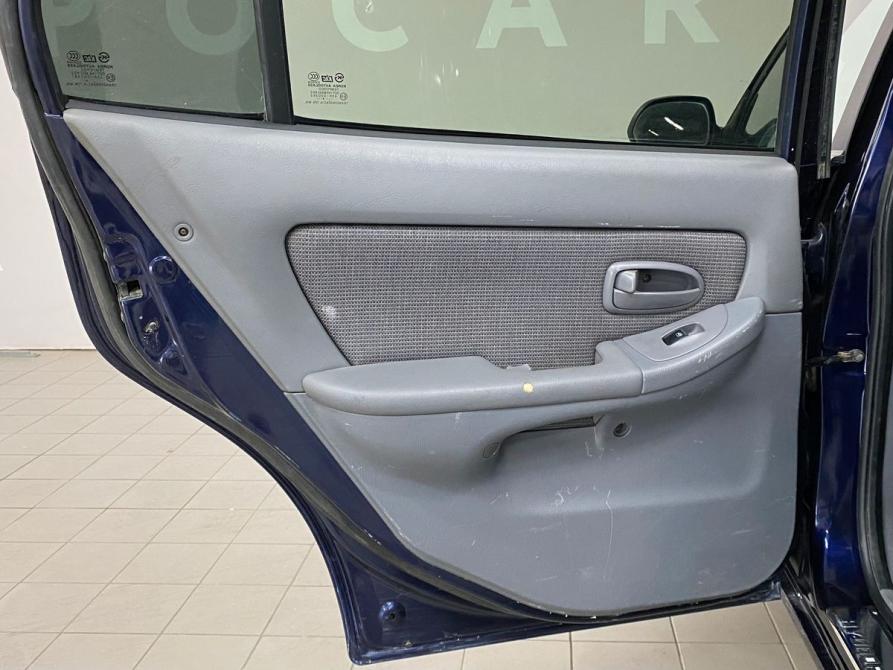 Hyundai Elantra III (XD2) Рестайлинг Волгоград  - изображение 16