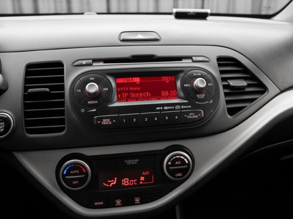 Kia Picanto II с пробегом 2014 года, цена 1 035 000 рублей, 73207 км, хэтчбек, Автокод Объявления