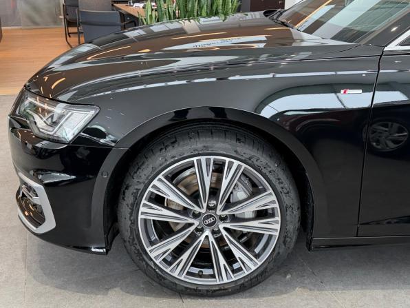 Audi A6 V (C8) Рестайлинг с пробегом 2025 года, цена 6 850 000 рублей, 15 км, седан, Автокод Объявления
