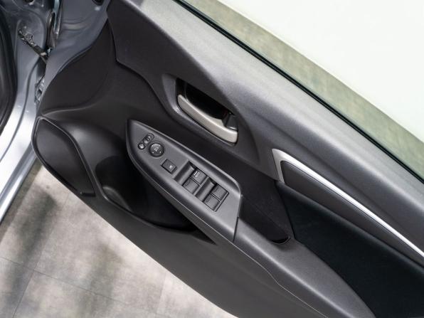 Honda Fit III Рестайлинг с пробегом 2017 года, цена 1 250 000 рублей, 30200 км, хэтчбек, Автокод Объявления
