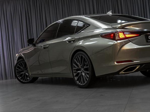 Lexus ES VII с пробегом 2020 года, цена 4 029 000 рублей, 53283 км, седан, Автокод Объявления