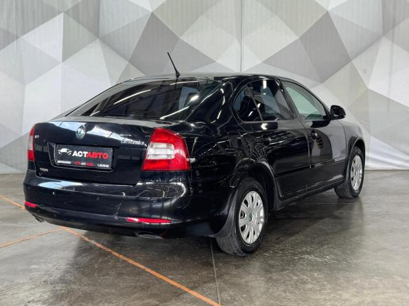 Skoda Octavia II (A5) Рестайлинг с пробегом 2011 года, цена 650 000 рублей, 272455 км, лифтбек, Автокод Объявления
