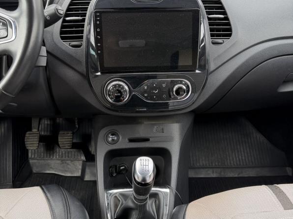 Renault Kaptur I с пробегом 2019 года, цена 1 715 000 рублей, 49514 км, внедорожник, Автокод Объявления