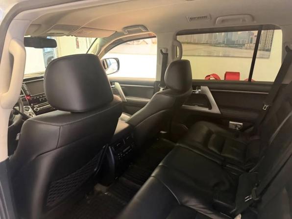 Toyota Land Cruiser 200 Series Рестайлинг 1 с пробегом 2015 года, цена 4 400 000 рублей, 172435 км, внедорожник, Автокод Объявления