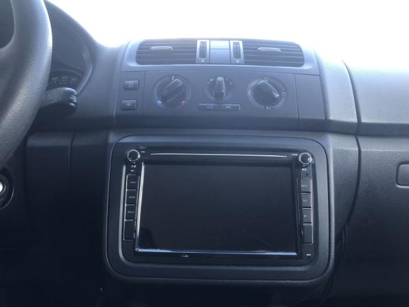 Skoda Fabia II Рестайлинг с пробегом 2012 года, цена 674 500 рублей, 176275 км, хэтчбек, Автокод Объявления