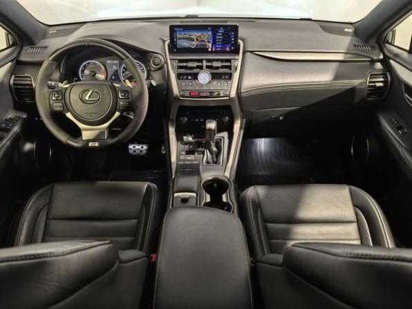 Lexus NX I Рестайлинг с пробегом 2021 года, цена 4 199 000 рублей, 67899 км, внедорожник, Автокод Объявления
