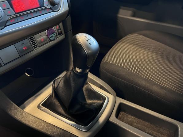 Ford Focus II Рестайлинг с пробегом 2011 года, цена 387 000 рублей, 347917 км, седан, Автокод Объявления