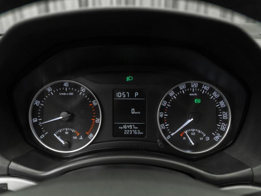 Skoda Octavia II (A5) Рестайлинг Москва  - изображение 11