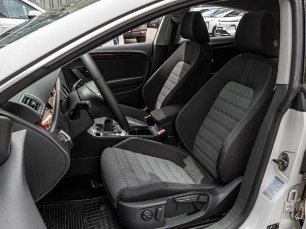 Volkswagen Passat CC I с пробегом 2010 года, цена 920 000 рублей, 189345 км, седан, Автокод Объявления