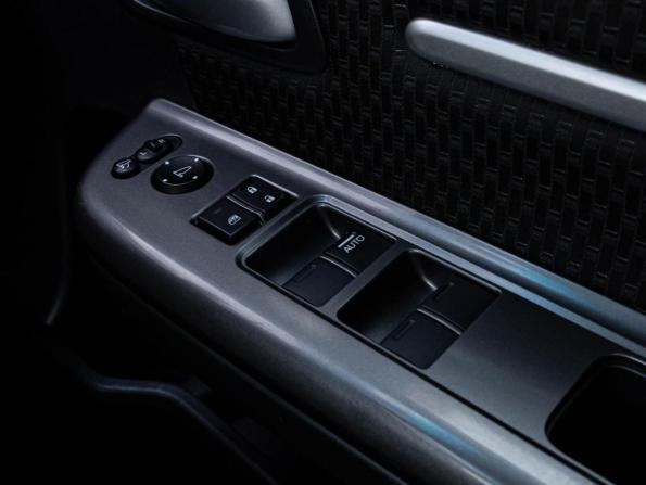 Honda Stepwgn V Рестайлинг с пробегом 2018 года, цена 2 300 000 рублей, 81402 км, минивэн, Автокод Объявления
