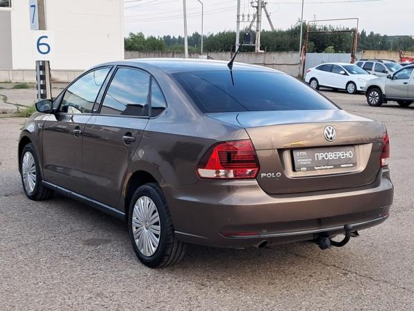 Volkswagen Polo V Рестайлинг с пробегом 2016 года, цена 800 000 рублей, 252135 км, седан, Автокод Объявления