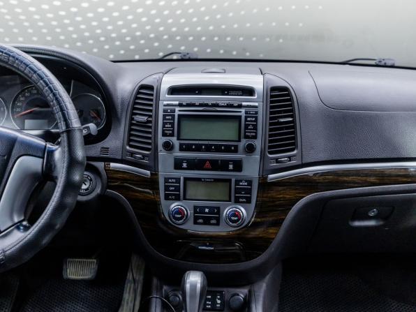 Hyundai Santa Fe II Рестайлинг с пробегом 2010 года, цена 696 000 рублей, 214369 км, внедорожник, Автокод Объявления