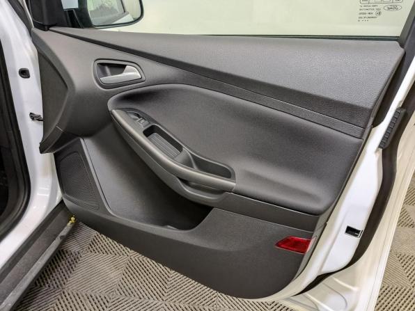 Ford Focus III Рестайлинг с пробегом 2018 года, цена 1 190 000 рублей, 56782 км, седан, Автокод Объявления