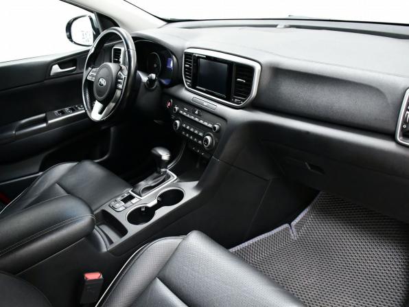 Kia Sportage IV Рестайлинг с пробегом 2019 года, цена 2 487 000 рублей, 111382 км, внедорожник, Автокод Объявления