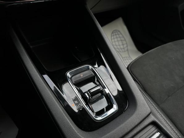Skoda Octavia IV (A8) с пробегом 2021 года, цена 2 160 000 рублей, 126689 км, лифтбек, Автокод Объявления