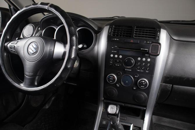Suzuki Grand Vitara II с пробегом 2008 года, цена 599 000 рублей, 360000 км, внедорожник, Автокод Объявления